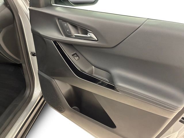 Used 2025 Chevrolet Equinox LT w/ Safety and Technology Package image 15