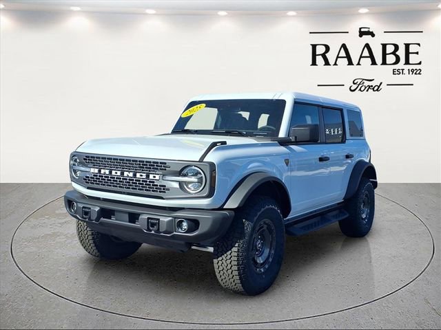 New 2025 Ford Bronco Badlands w/ Sasquatch Package image 3