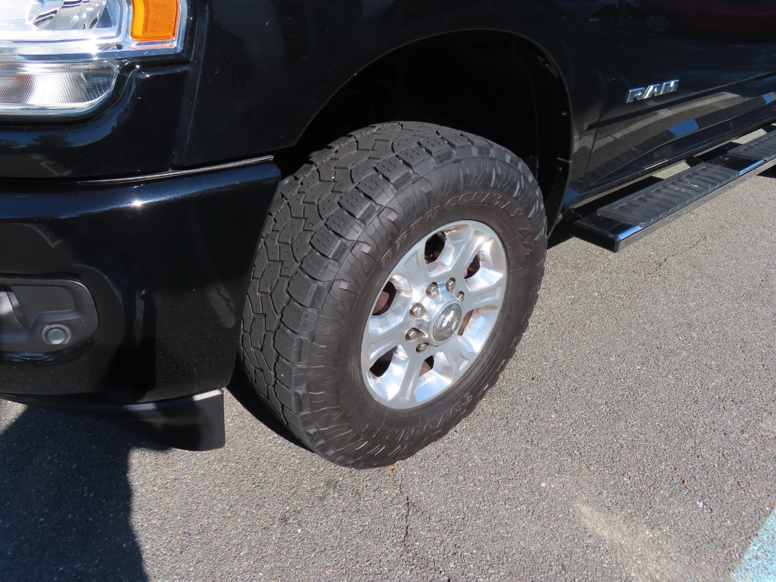 Used 2019 RAM 2500 Big Horn AWD/4WD image 13