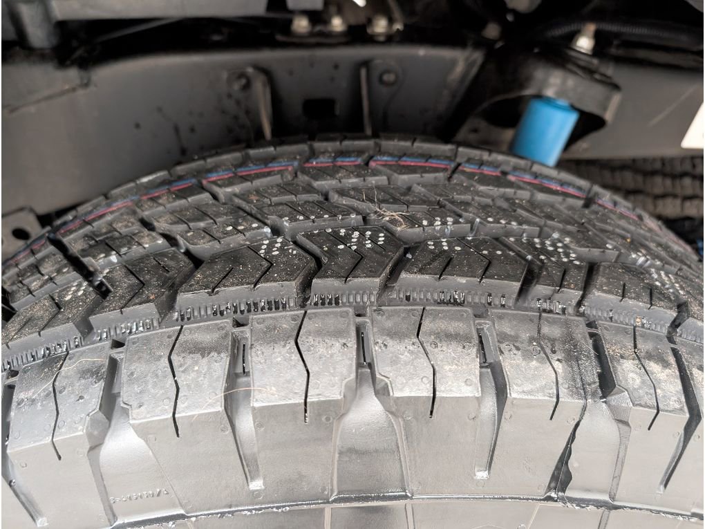 Used 2023 Toyota Tacoma TRD Off-Road w/ Technology Package image 21