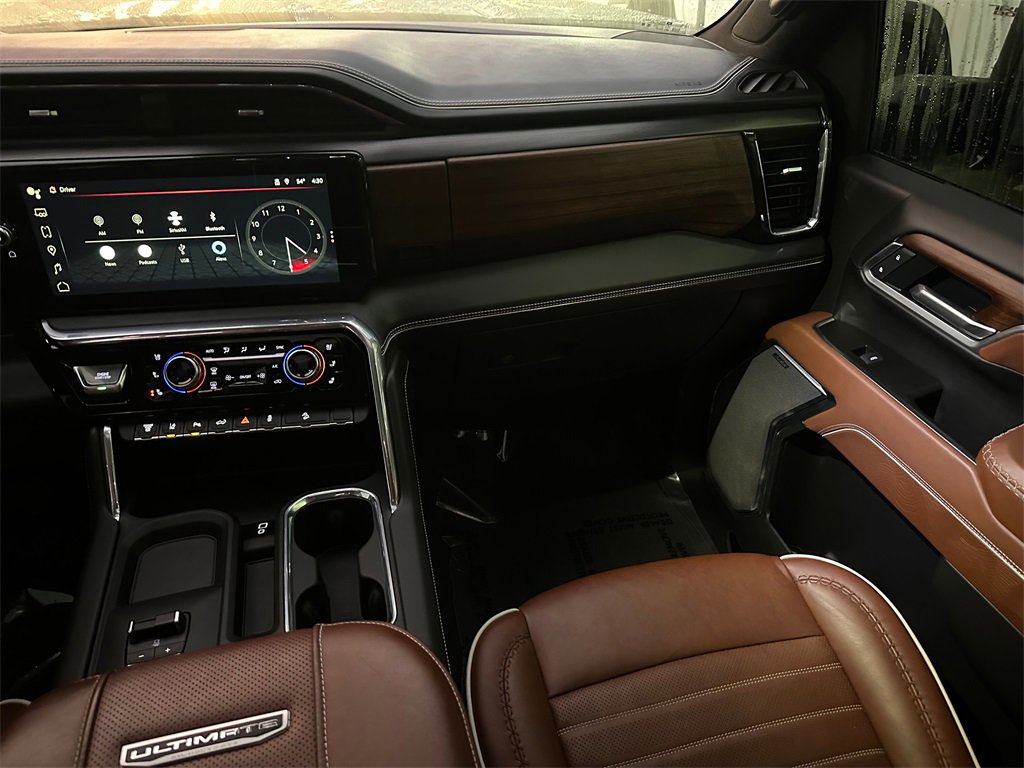 Used 2025 GMC Sierra 2500 Denali Ultimate image 18