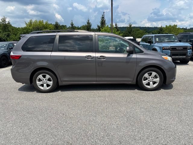 Used 2015 Toyota Sienna LE