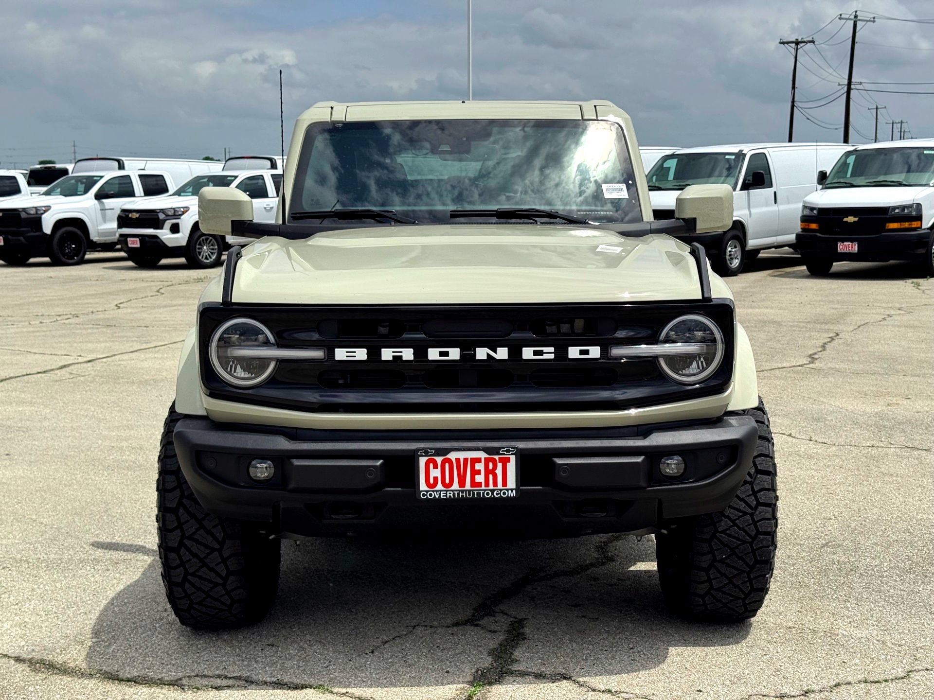 Used 2026 Ford Bronco Outer Banks AWD/4WD image 4