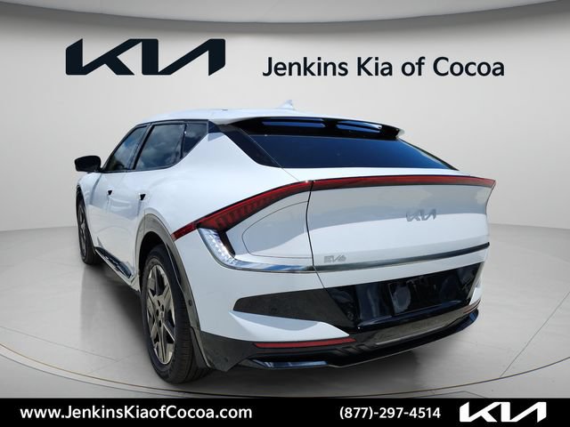 New 2026 Kia EV6 Wind RWD image 7
