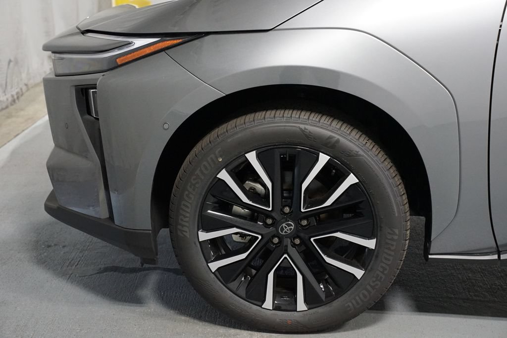New 2026 Toyota bZ FWD image 5