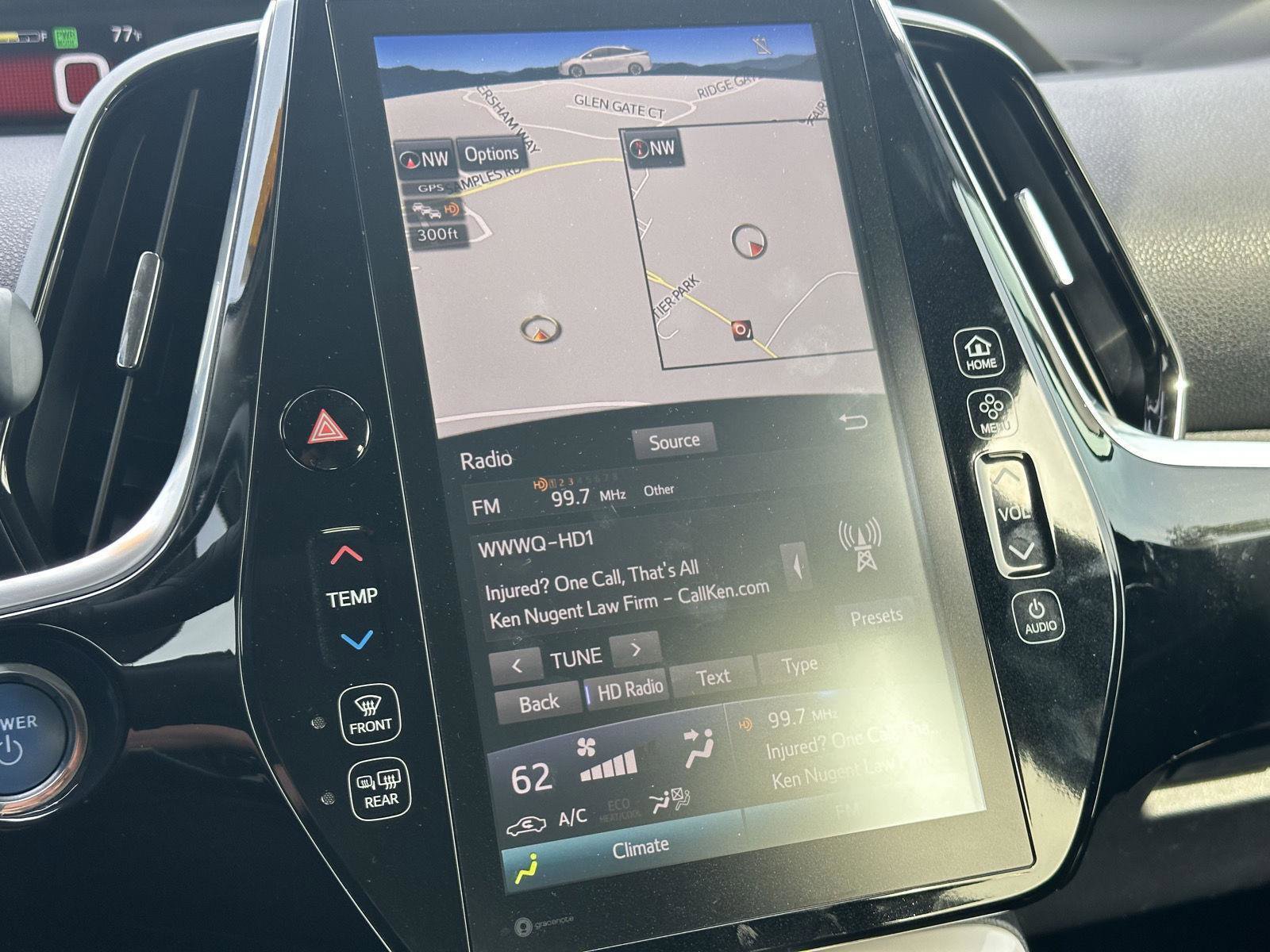 Used 2018 Toyota Prius Four w/ Advanced Technology Package FWD image 12