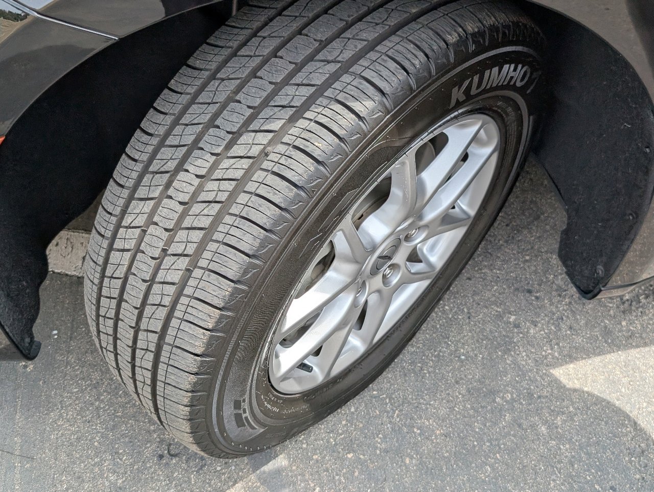 Used 2025 Chrysler Pacifica Select image 21