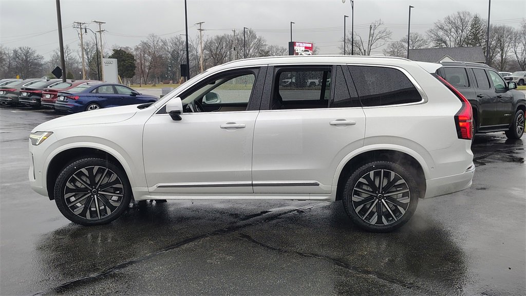 New 2026 Volvo XC90 B5 Plus image 5