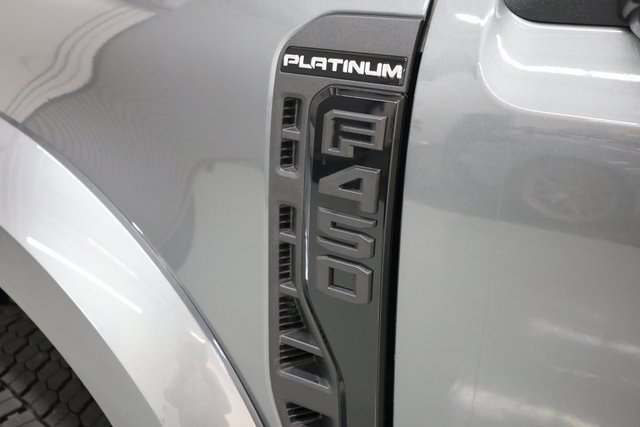 Used 2025 Ford F450 Platinum w/ FX4 Off-Road Package image 80