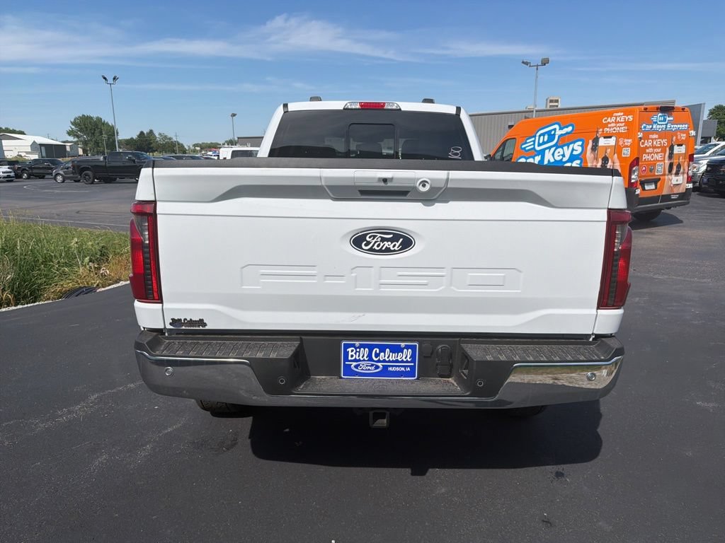 New 2026 Ford F150 XLT w/ Equipment Group 302A MID AWD/4WD image 4
