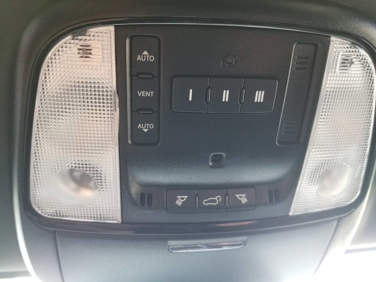 Certified 2024 Dodge Durango R/T image 34