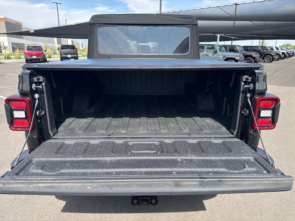 Used 2024 Jeep Gladiator Mojave w/ Technology Group image 28