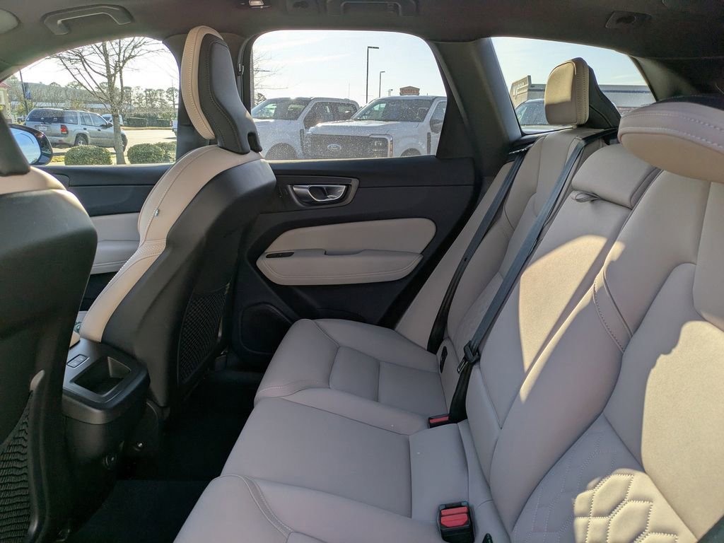 New 2026 Volvo XC60 B5 Plus w/ Climate Package AWD/4WD image 14