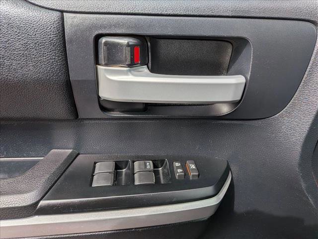 Used 2015 Toyota Tundra SR5 w/ SR5 Upgrade Package image 16