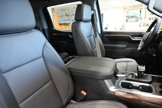 New 2026 Chevrolet Silverado 1500 RST w/ All Star Edition Plus AWD/4WD image 9