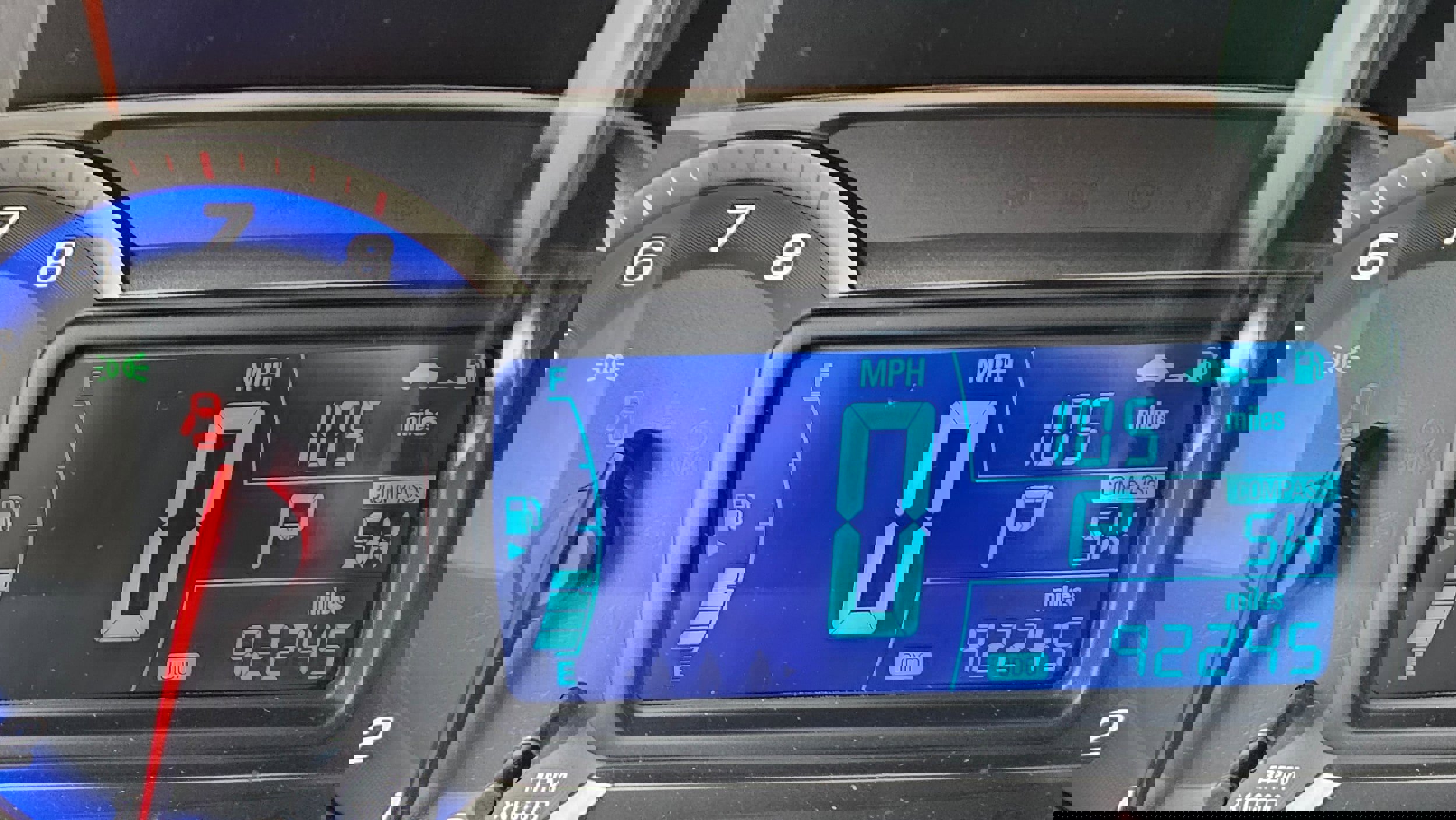 Used 2015 Chevrolet Trax LT w/ LT Sun and Sound Package image 29