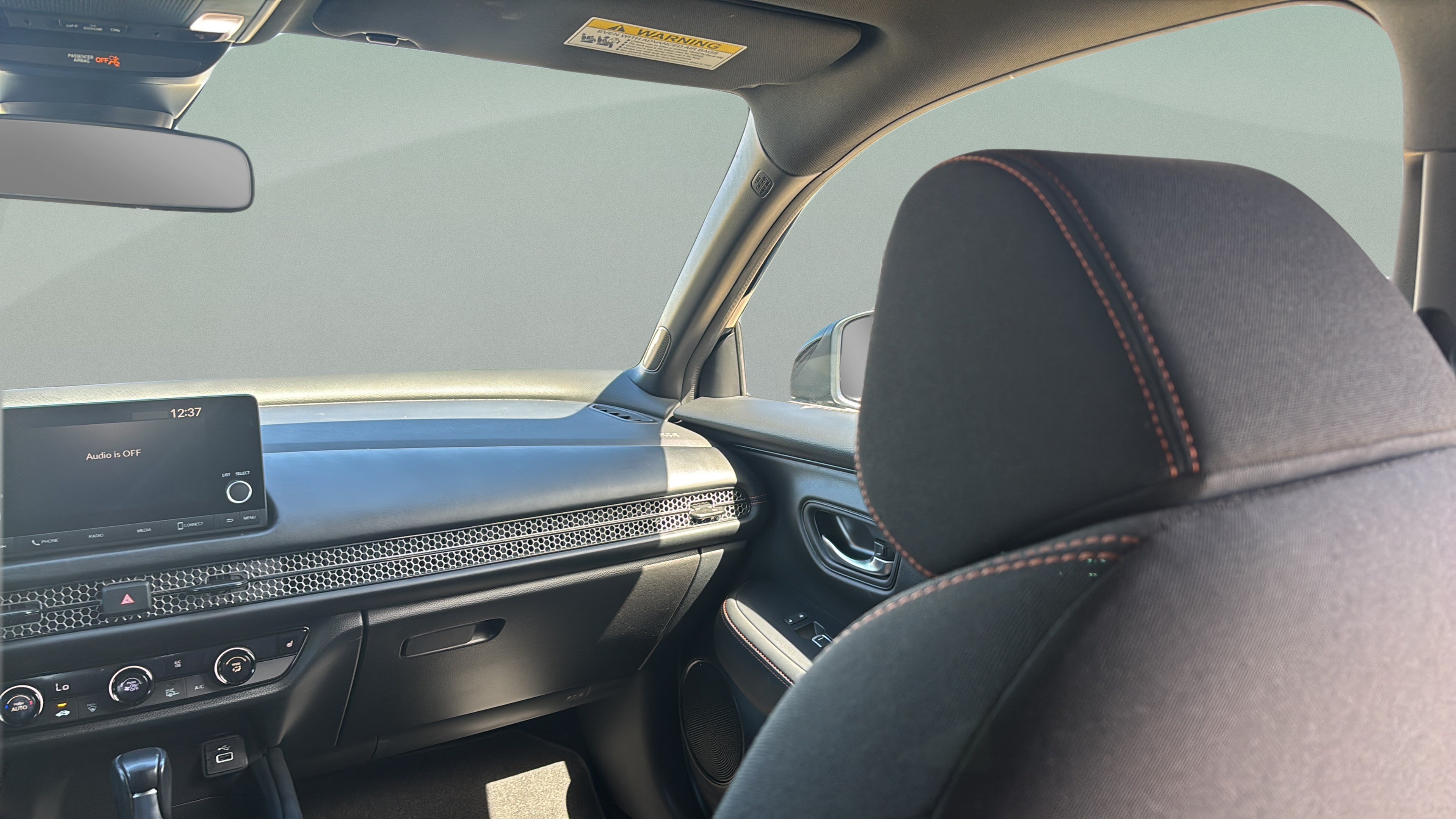 Used 2025 Honda HR-V Sport image 35