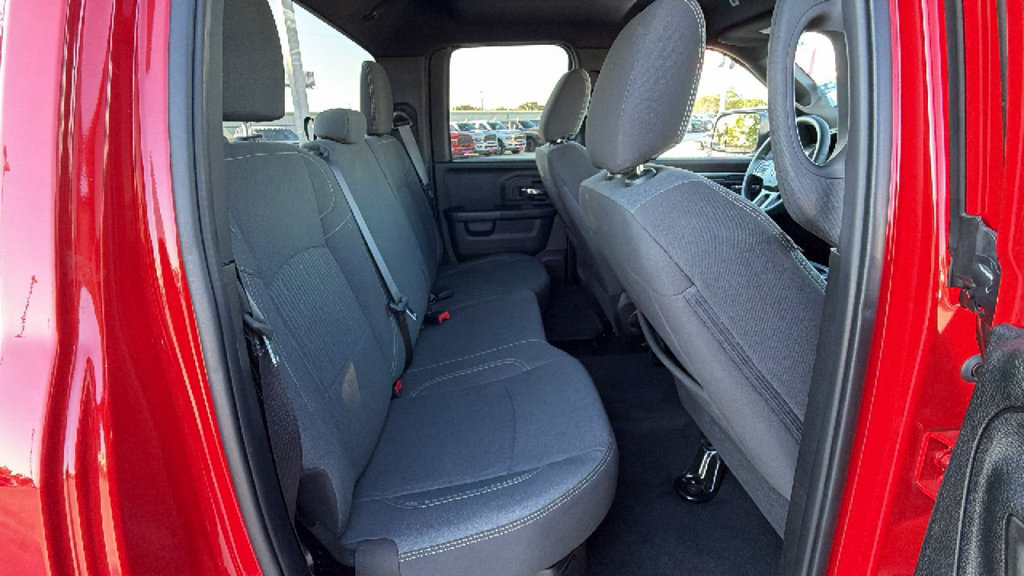 Used 2024 RAM 1500 Warlock w/ Trailer & Traction Group AWD/4WD image 29