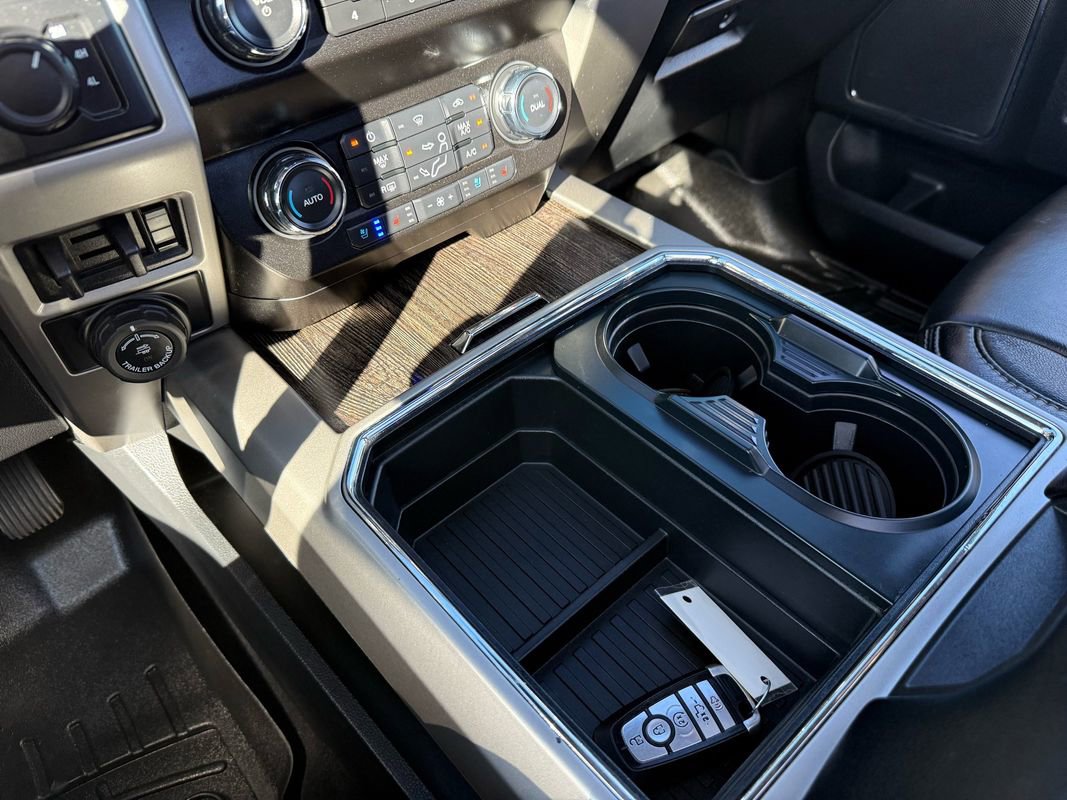 Used 2020 Ford F350 Lariat image 35