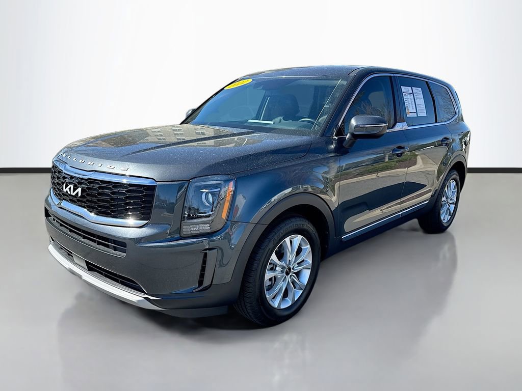 Used 2022 Kia Telluride LX image 3