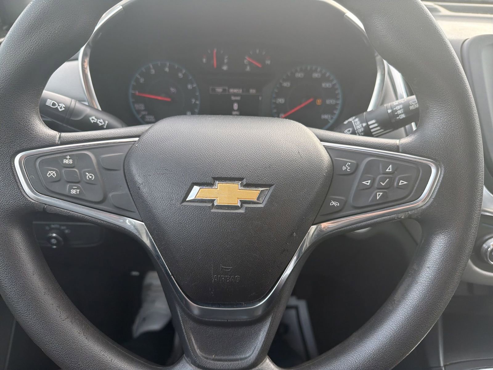 Used 2018 Chevrolet Equinox LS image 14