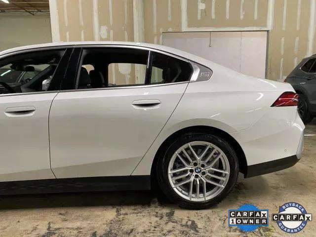 Used 2025 BMW 530i xDrive image 90