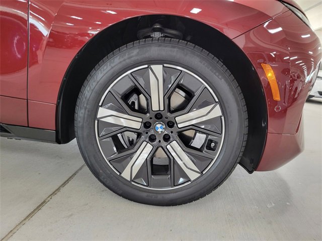 New 2026 BMW iX xDrive45 image 4