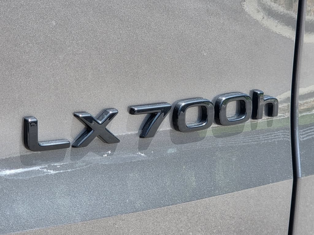 New 2026 Lexus LX 700h Luxury AWD/4WD image 8