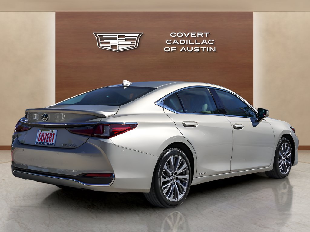 Used 2021 Lexus ES 300h w/ Premium Package FWD image 4