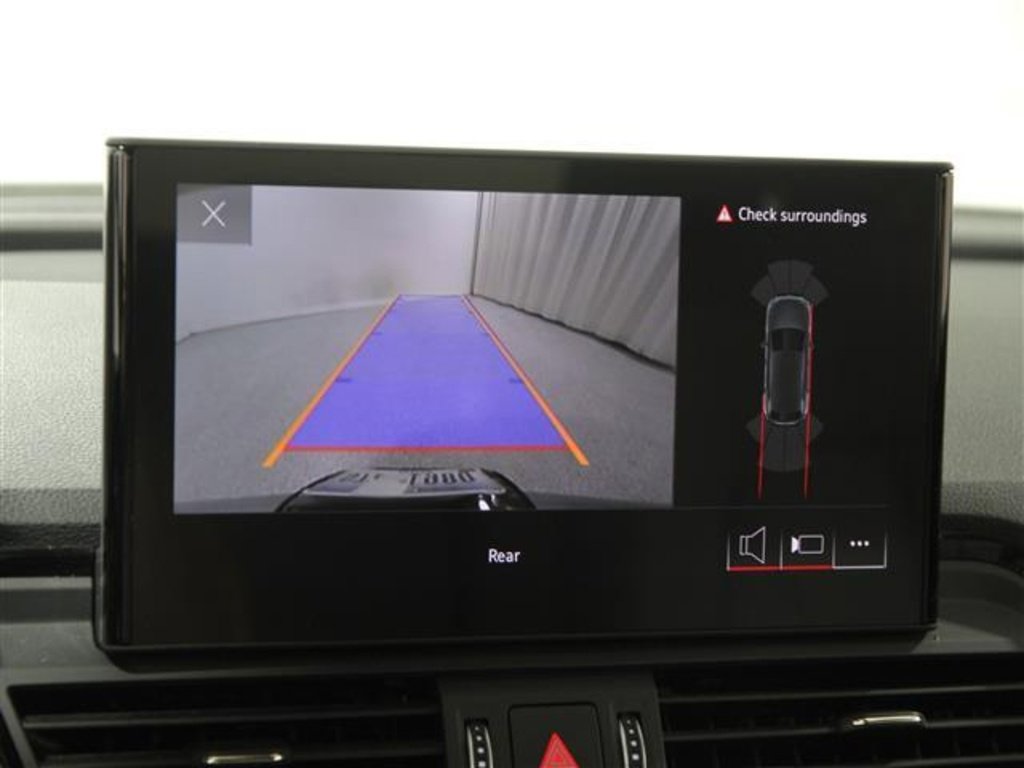 Used 2022 Audi Q5 2.0T Premium w/ Convenience Package image 12