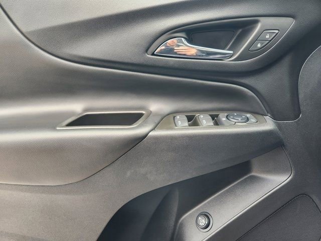 Used 2023 Chevrolet Equinox LT image 24