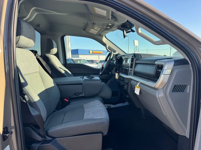 New 2026 Ford F350 XLT w/ FX4 Off-Road Package image 32