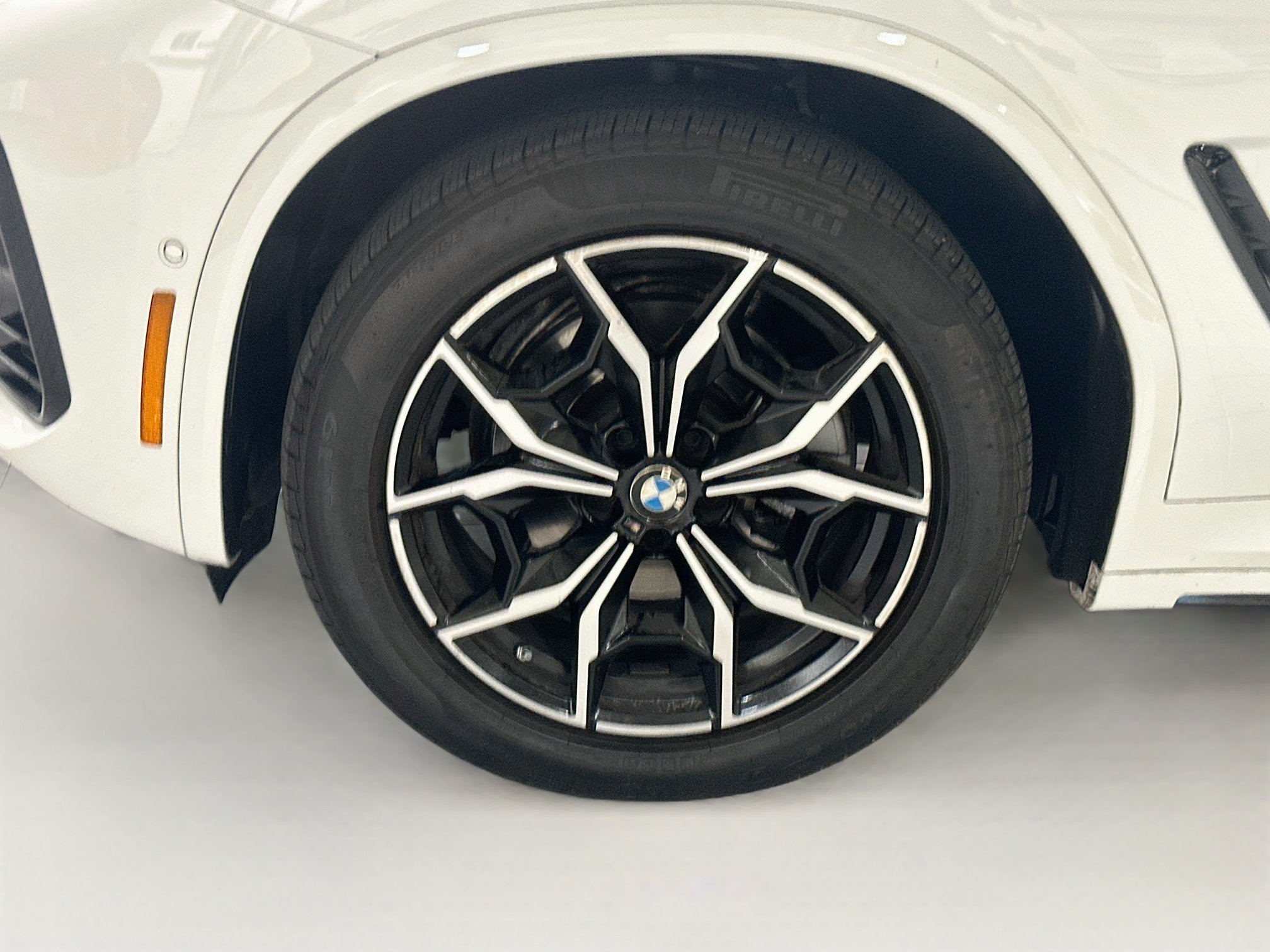 Certified 2024 BMW X3 sDrive30i w/ M Sport Package RWD image 30