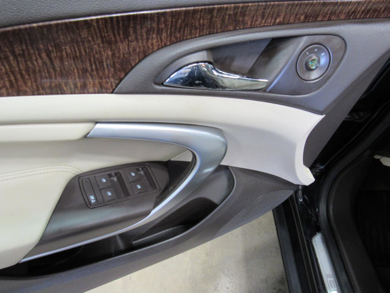 Used 2012 Buick Regal Premium image 14