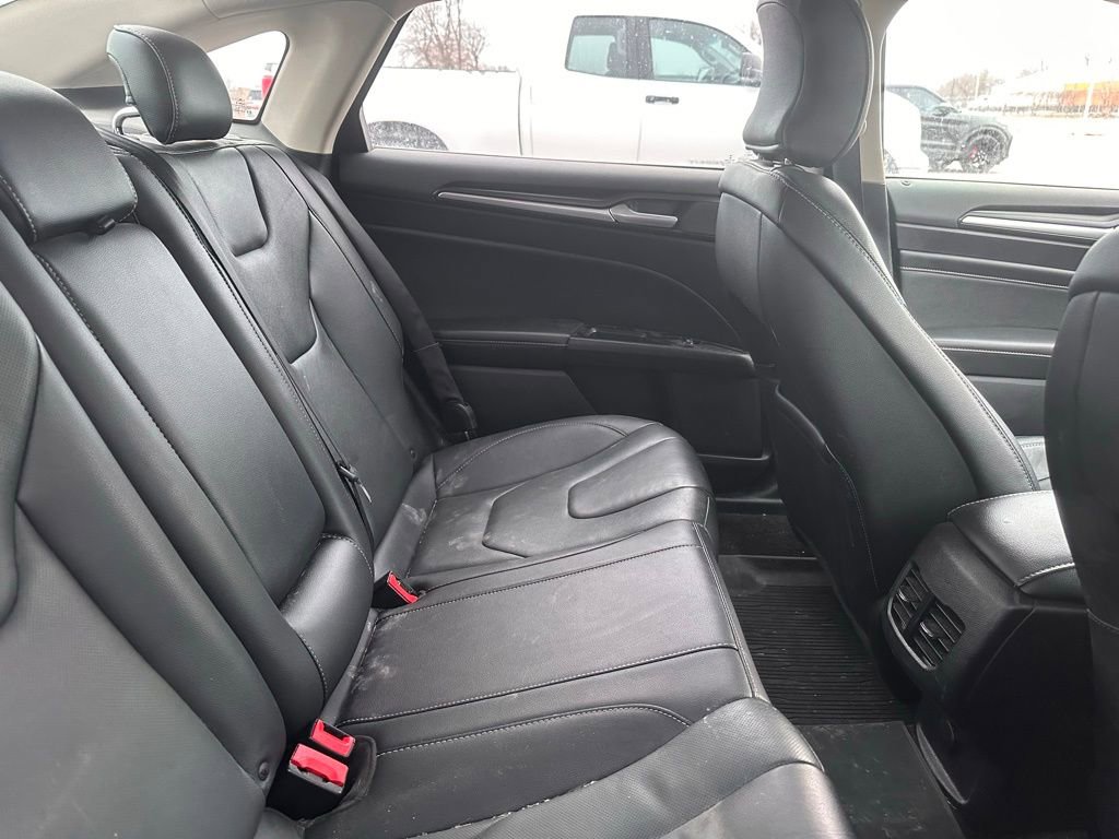 Certified 2019 Ford Fusion Energi Titanium FWD image 9