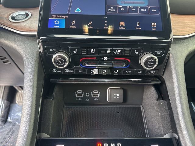 Used 2022 Jeep Grand Cherokee Summit w/ Adv Protech Group IV image 37