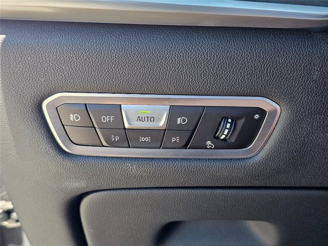 Used 2022 BMW X7 xDrive40i w/ Luxury Seating Package AWD/4WD image 59