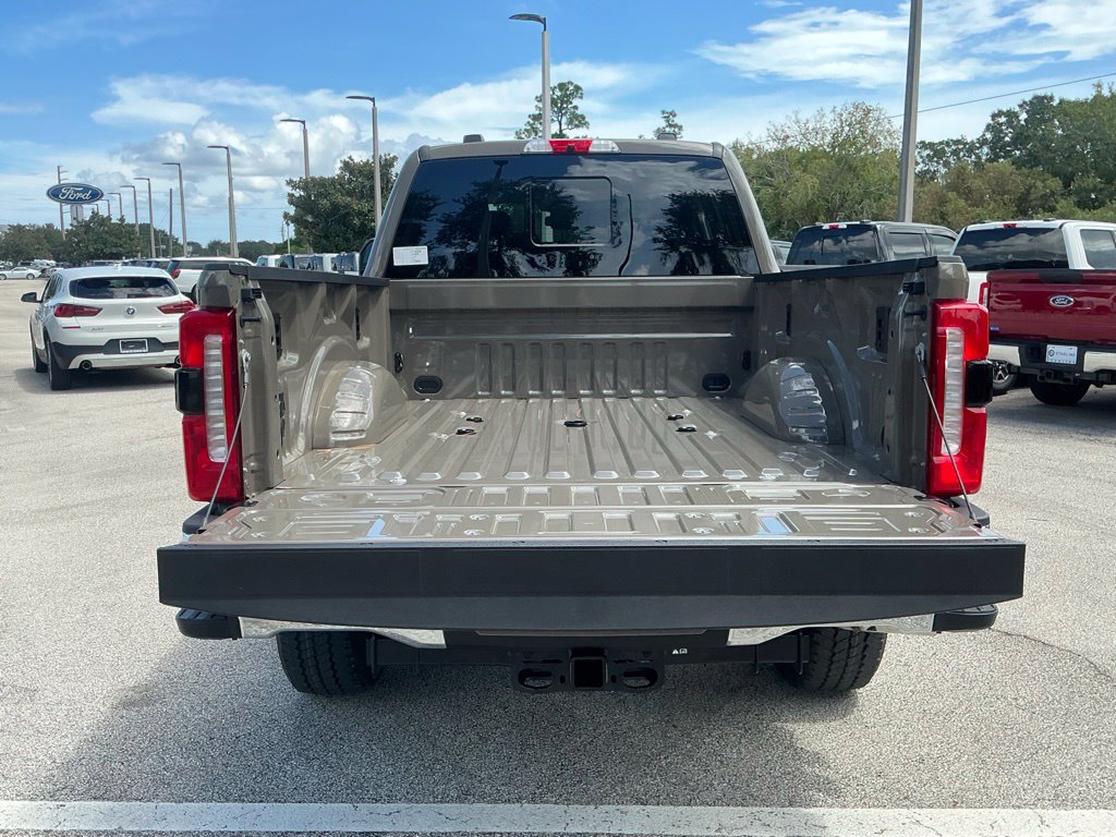 New 2027 Ford F250 Lariat w/ Lariat Premium Package AWD/4WD image 24