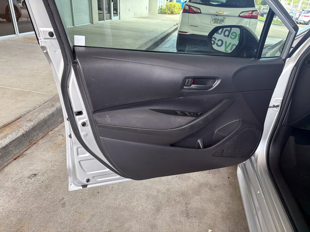 Used 2023 Toyota Corolla LE FWD image 34
