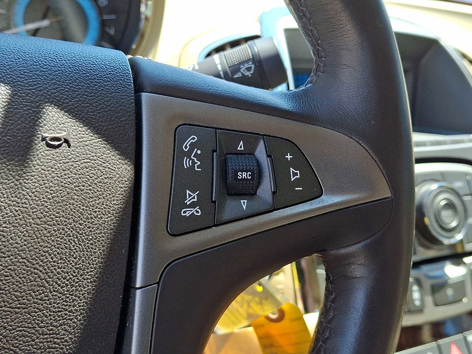 Used 2012 Buick LaCrosse Leather FWD image 20