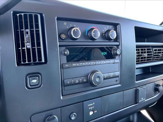 New 2026 Chevrolet Express 2500 w/ Driver Convenience Package RWD image 18