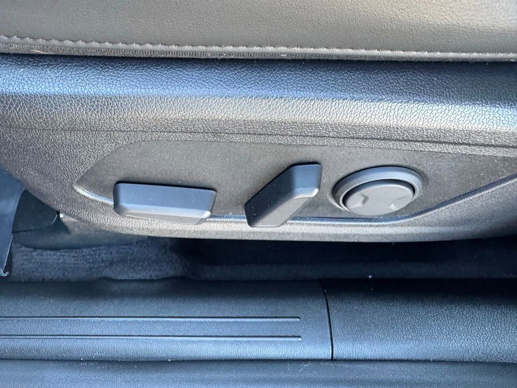 Used 2024 Kia Sorento S w/ Panoramic Sunroof Package image 20