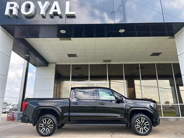 Used 2022 GMC Sierra 1500 AT4 w/ AT4 Premium Package image 1
