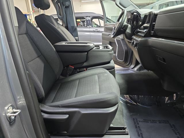 Used 2024 Chevrolet Silverado 1500 LT image 12