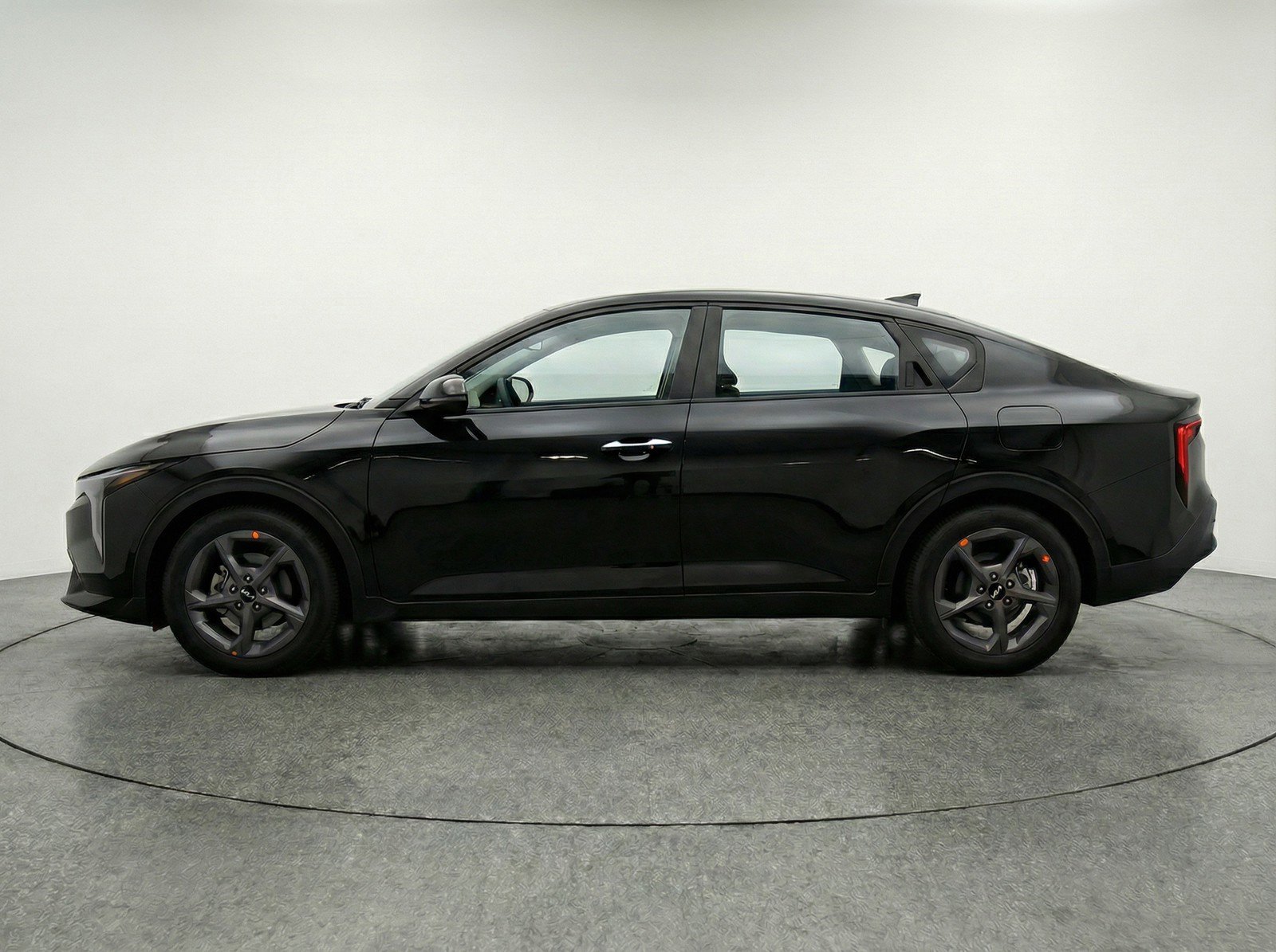 Used 2025 Kia K4 FWD image 5