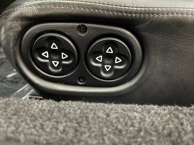 Used 1996 Porsche 911 Turbo image 32