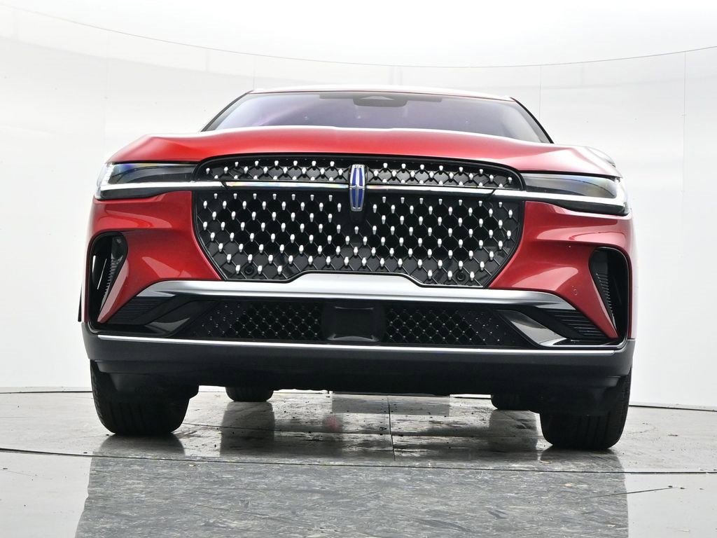 Used 2025 Lincoln Nautilus Premier image 46