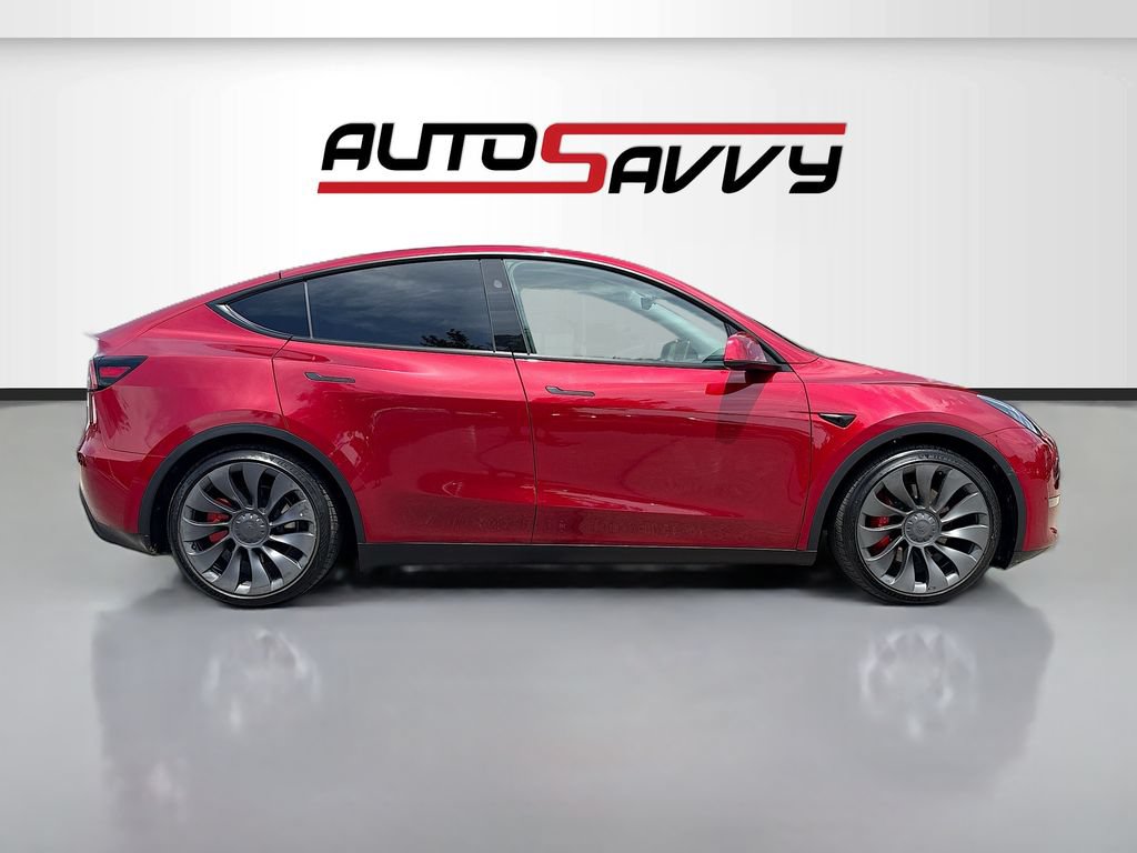 Used 2024 Tesla Model Y Performance AWD/4WD image 8