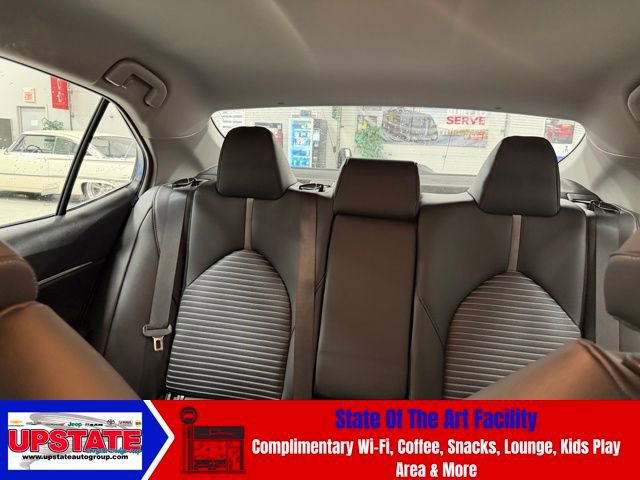 Used 2024 Toyota Camry SE image 24