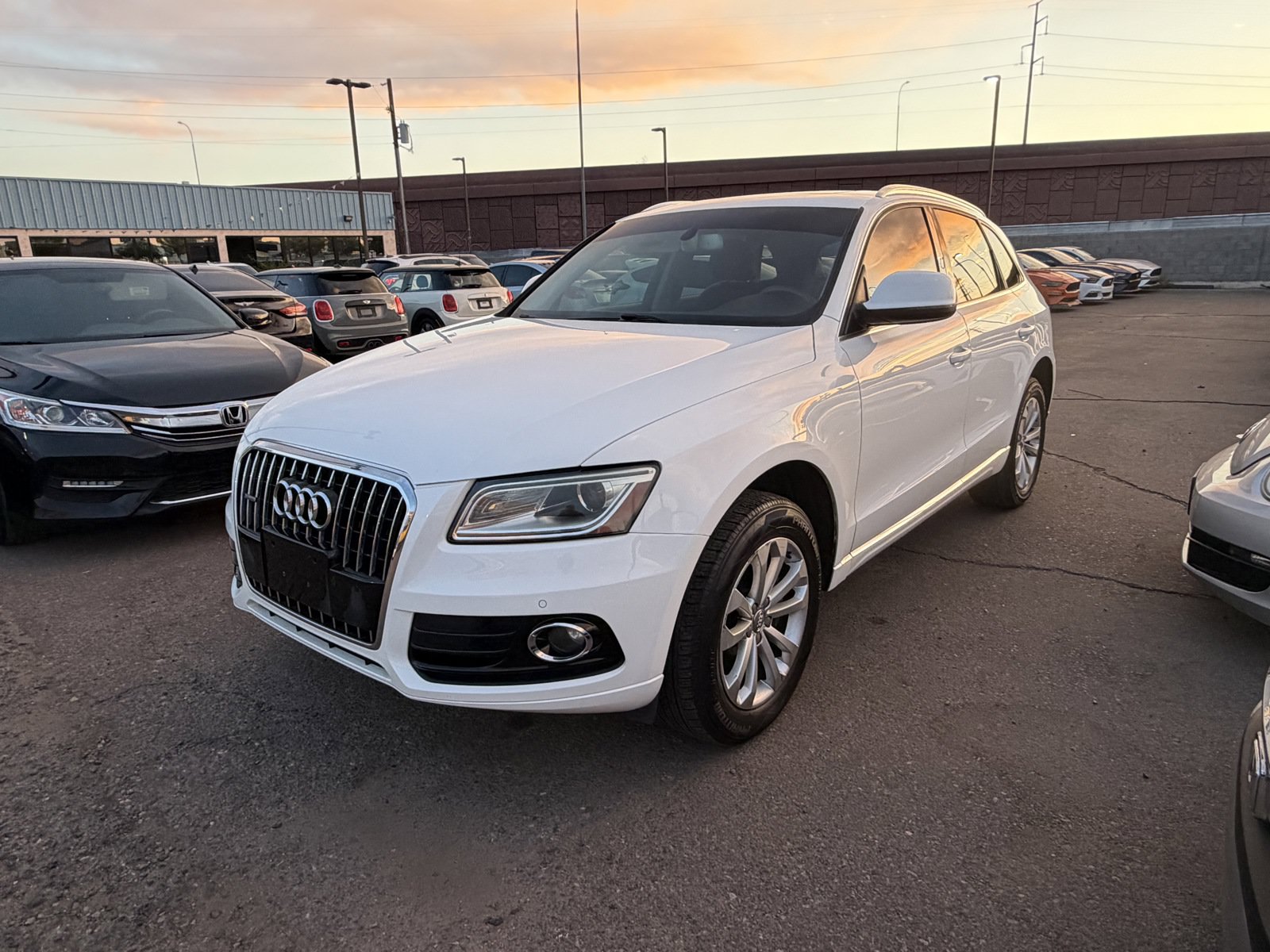 Used 2015 Audi Q5 2.0T Premium Plus w/ Technology Package AWD/4WD image 1